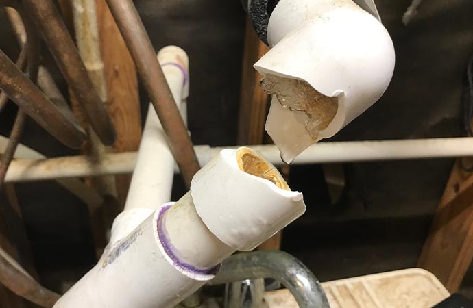 Clogged drain overflow service