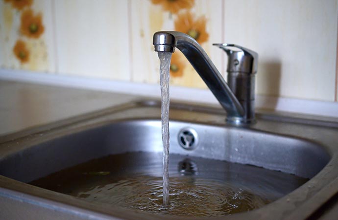 Kitchen sink overflowed