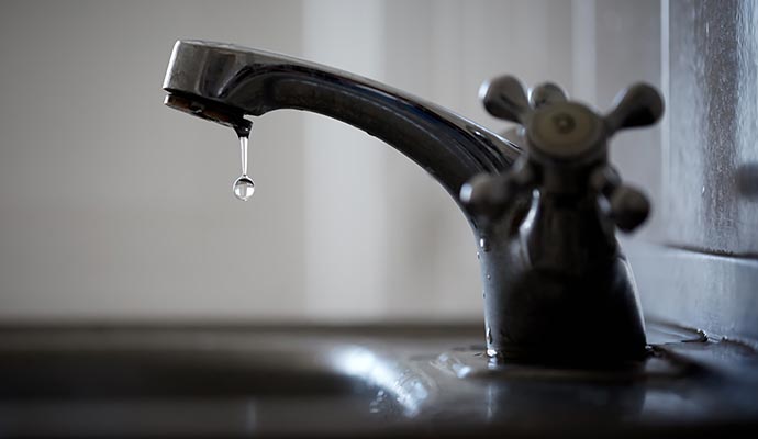 Water leaking from faucet